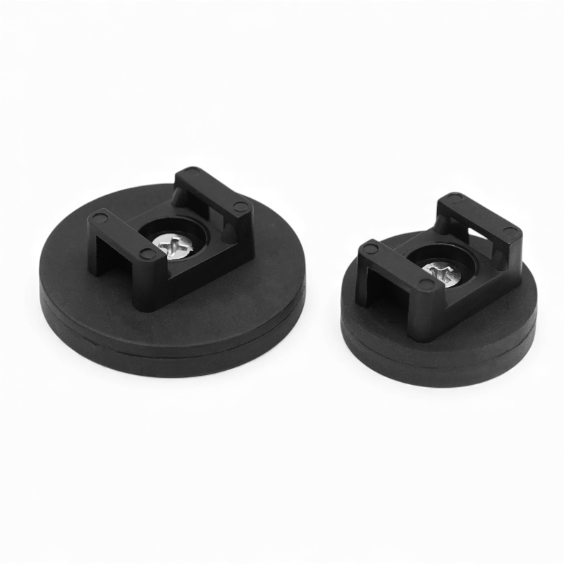 Magnet used to secure trailer safety chains to the chassis