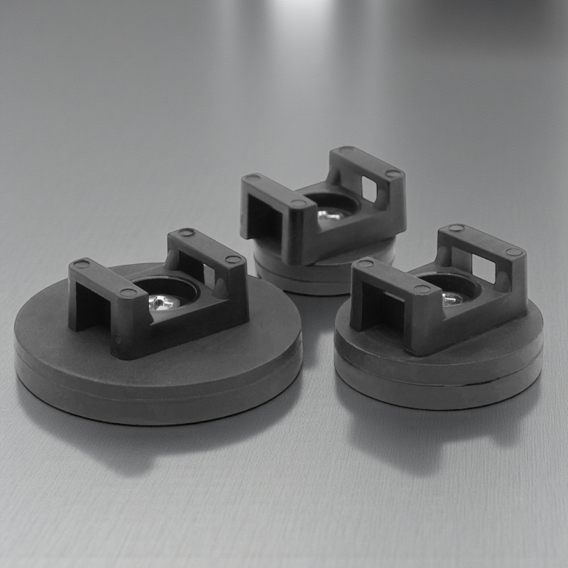 Magnetic Cable Management