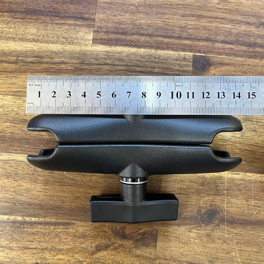 Starlink adjustable arm suction mount for the rear window of dual cab utes